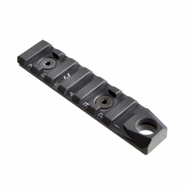 STRIKE LINK RAIL SECTION 7 SLOTS-QD, BLACK